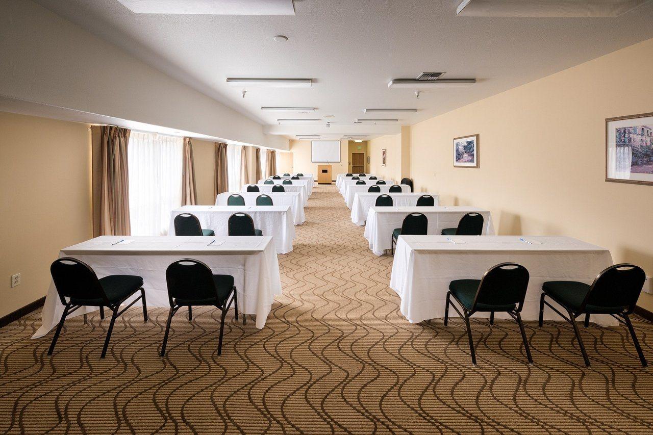 Comfort Inn & Suites Oakland Airport Bagian luar foto
