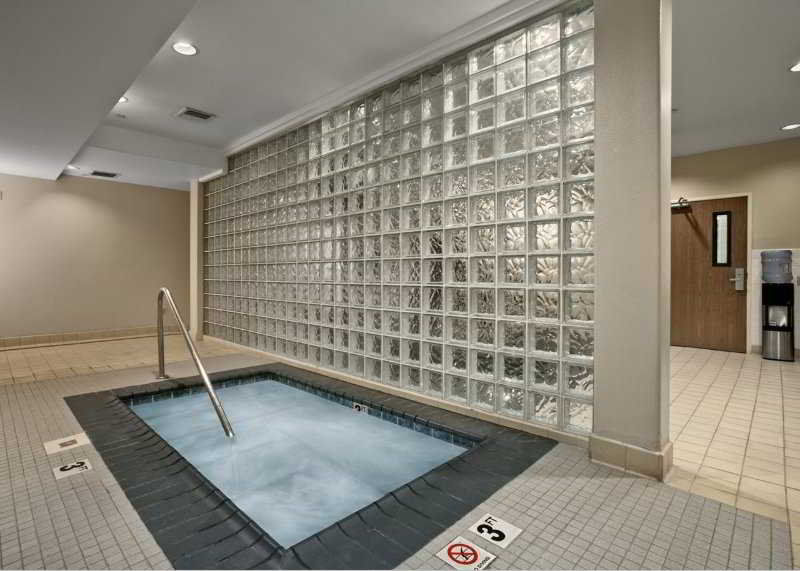 Comfort Inn & Suites Oakland Airport Bagian luar foto